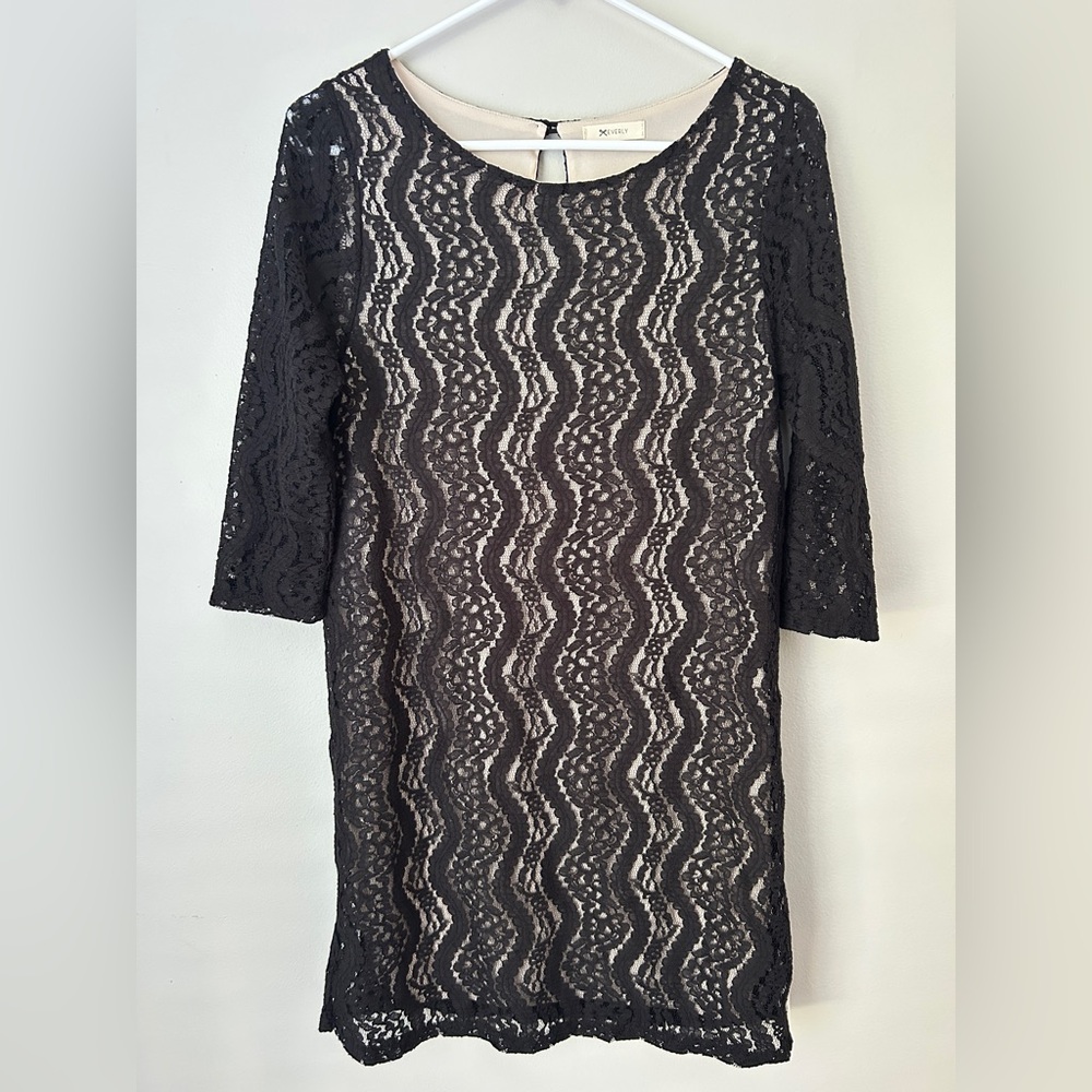 EVERLY‎ Black Lace Dress with Beige Lining